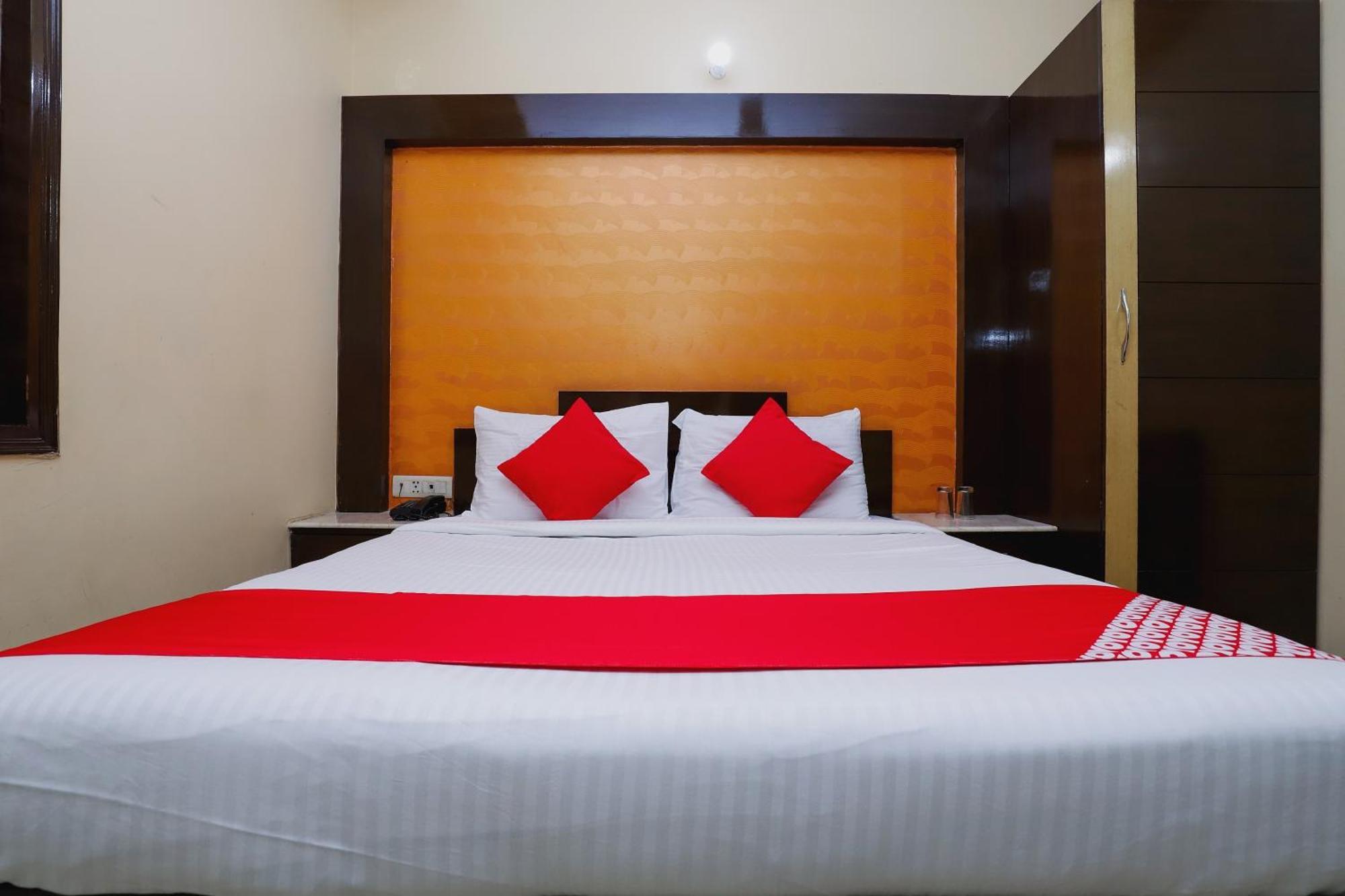Hotel O J P Inn Near Patel Nagar Metro Station New Delhi Eksteriør bilde