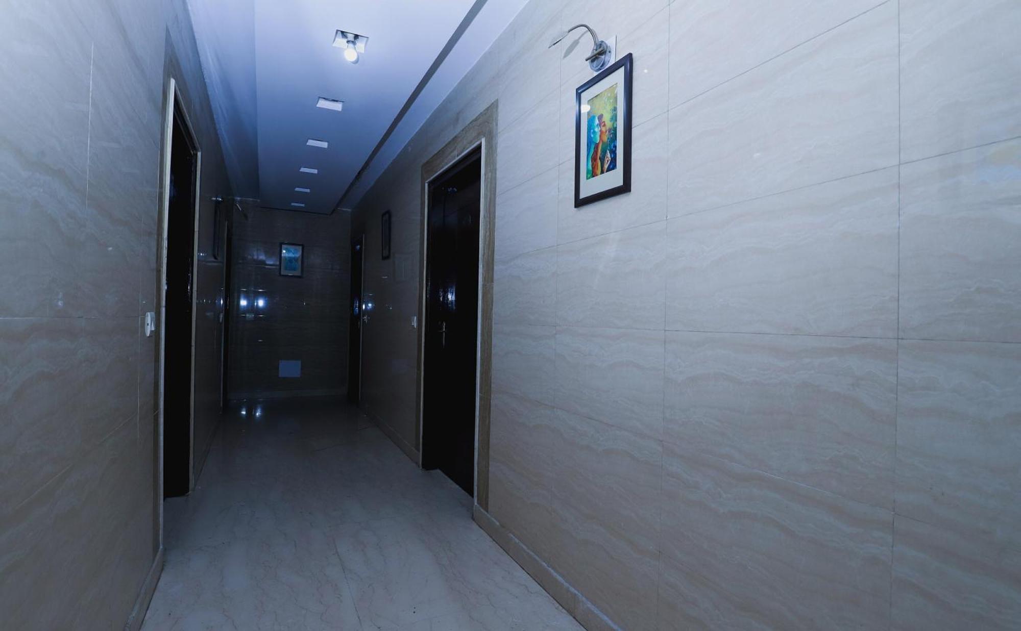 Hotel O J P Inn Near Patel Nagar Metro Station New Delhi Eksteriør bilde